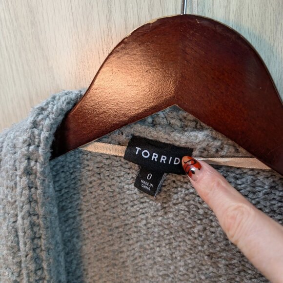 Torrid Open Cardigan Cable Knit Sweater Women's Plus Size 0 Large Gray - Picture 3 of 5